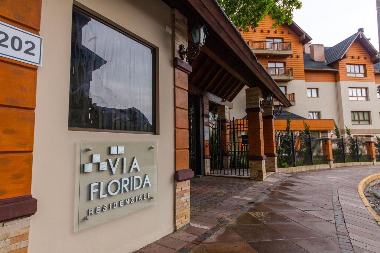 600 Metros, Rua Coberta - Centro Via Florida Apartman Gramado Kültér fotó