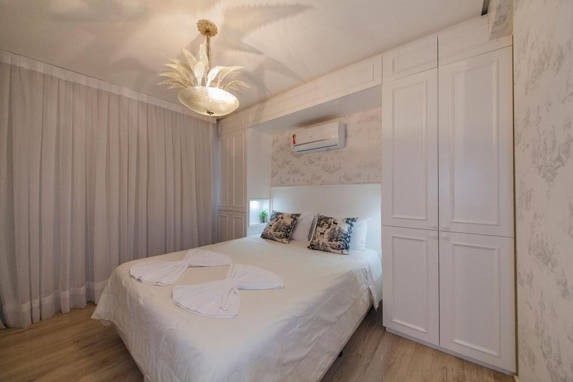 600 Metros, Rua Coberta - Centro Via Florida Apartman Gramado Kültér fotó