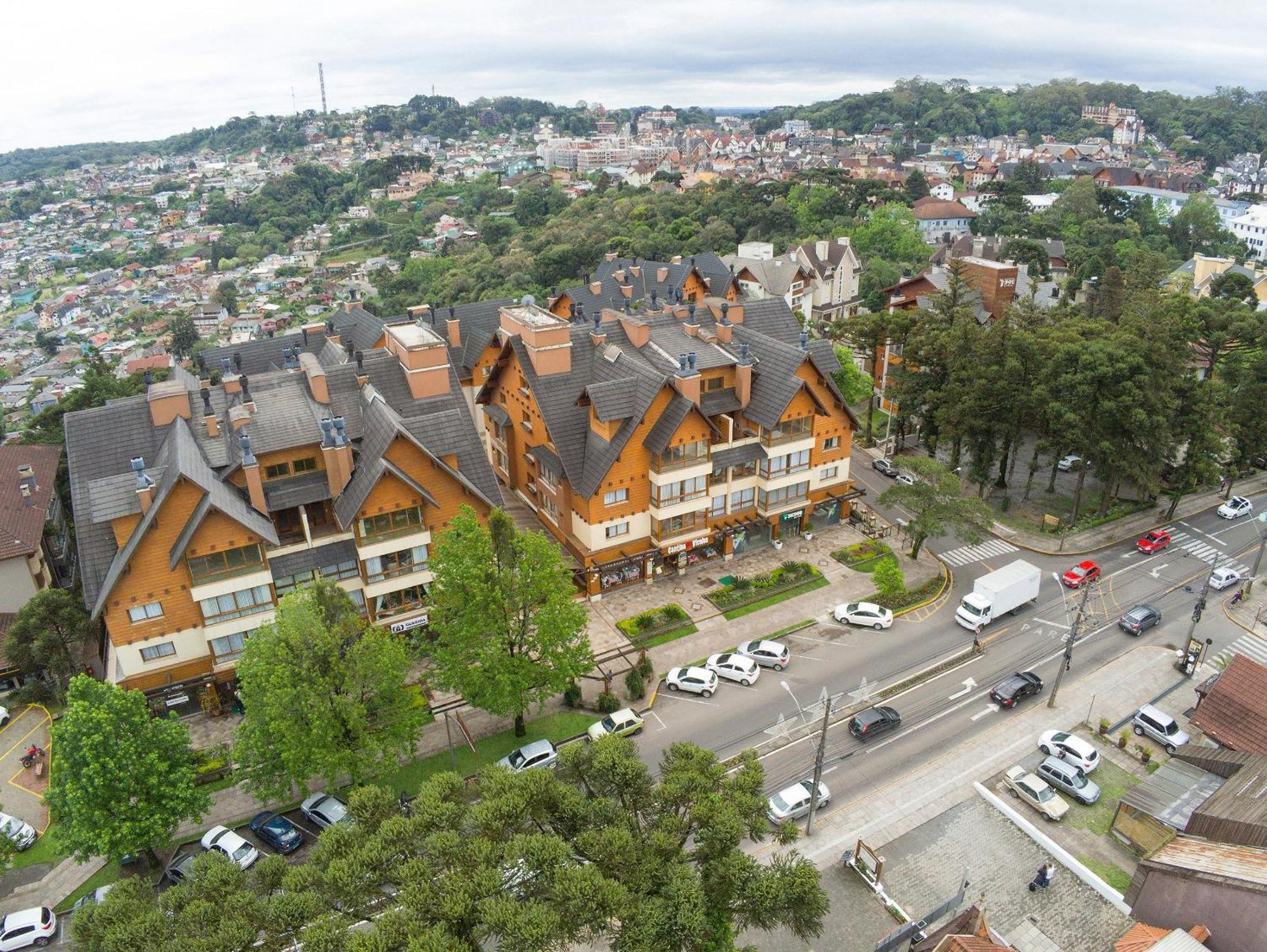 600 Metros, Rua Coberta - Centro Via Florida Apartman Gramado Kültér fotó